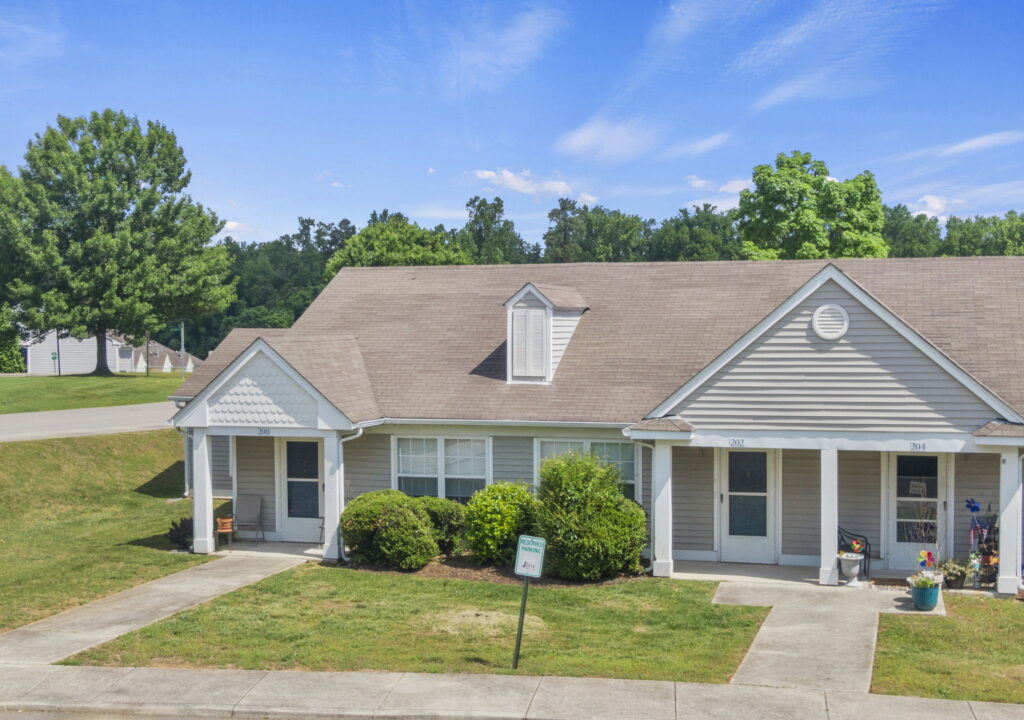 Norcroft Townhomes front lawn