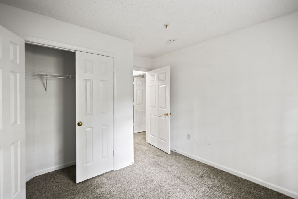 Mallard Cove Apartments hallway door